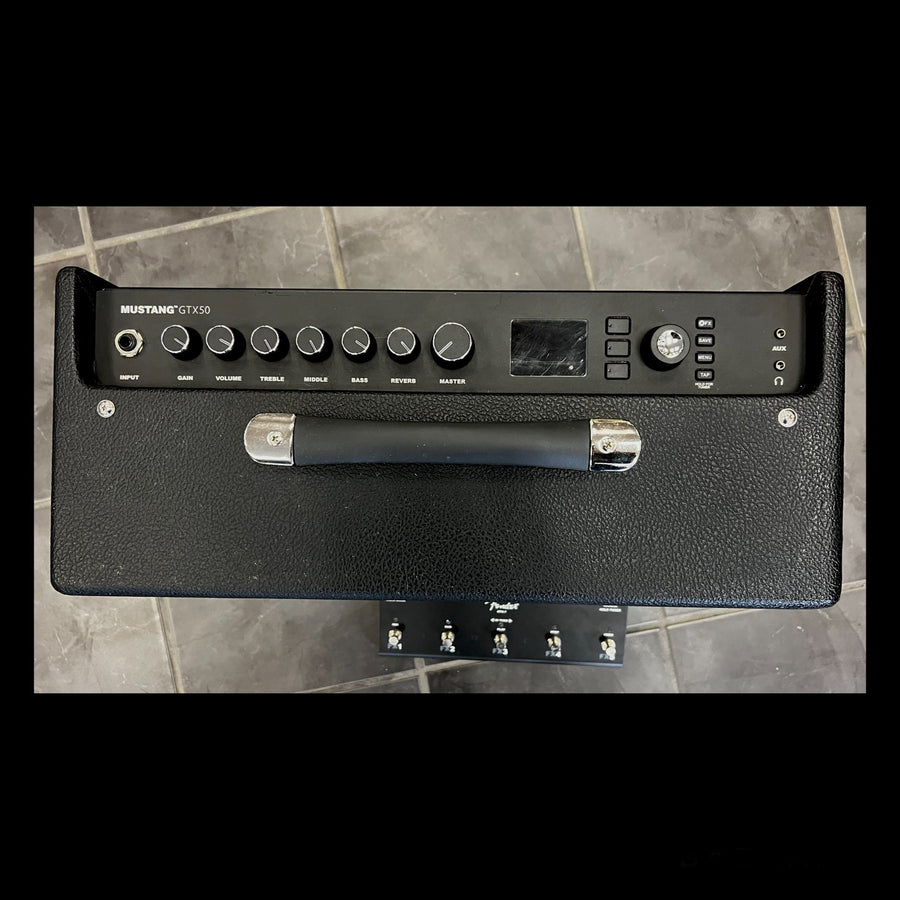 Fender Mustang GTX50 w/ Fender GTX7 Foot-switch Used